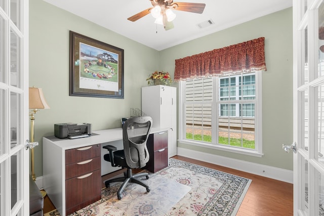 565 Scout Dr, Mount Juliet, TN 37122 - office area featuring plenty of natural light, wood finished floors, a ceiling fan, and baseboards