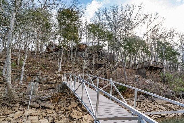 562 Rocky Ridge Rd E, Rock Island, TN 38581 - view of yard