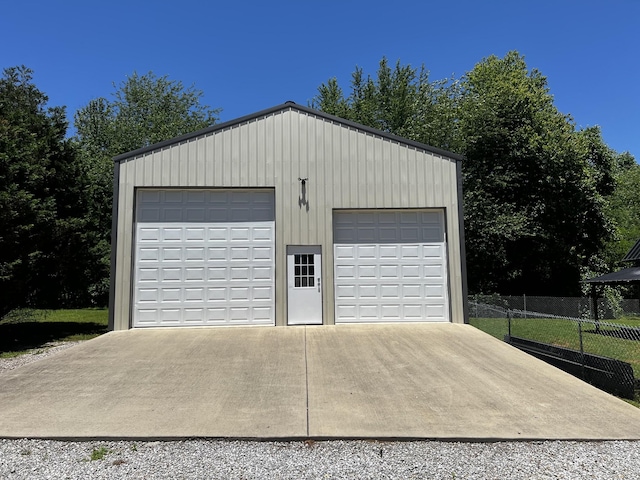168 Commodore Cir, Summertown, TN 38483 - view of detached garage
