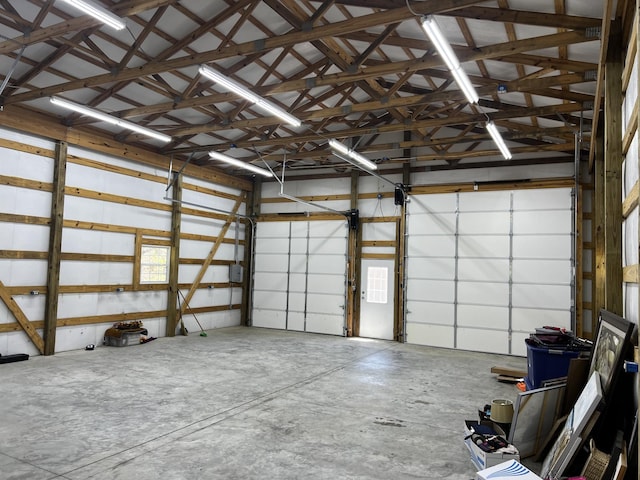 168 Commodore Cir, Summertown, TN 38483 - view of garage