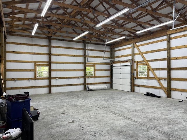 168 Commodore Cir, Summertown, TN 38483 - view of garage