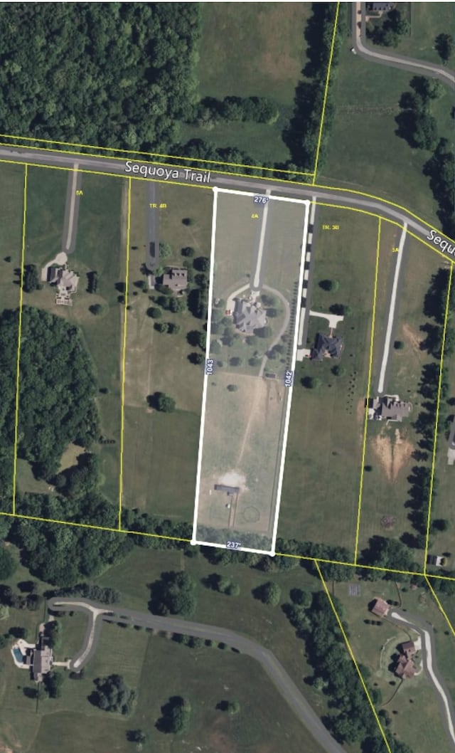1205 Sequoya Trl, Columbia, TN 38401 - map / location with property parcel outlined