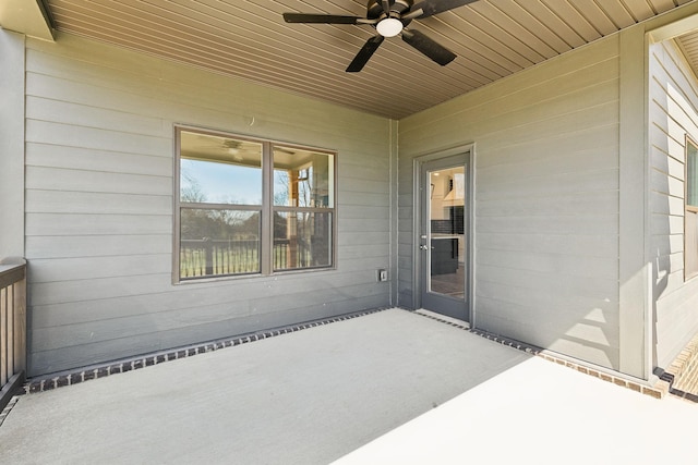 2200 Hamilton Chambers Rd, Lebanon, TN 37087 - view of patio / terrace with a ceiling fan