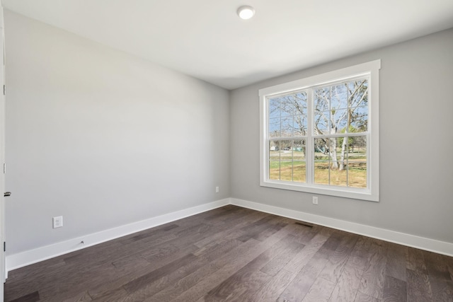 2200 Hamilton Chambers Rd, Lebanon, TN 37087 - empty room featuring baseboards and dark wood-style floors