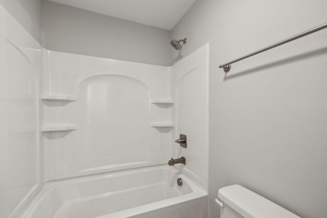 2200 Hamilton Chambers Rd, Lebanon, TN 37087 - bathroom featuring toilet and bathing tub / shower combination
