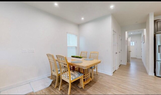 130 Keelon Gap Rd, Spring Hill, TN 37174 - dining area with light wood-type flooring, baseboards, and recessed lighting