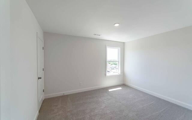 198 John T Alexander Blvd, Hendersonville, TN 37075 - carpeted empty room with baseboards