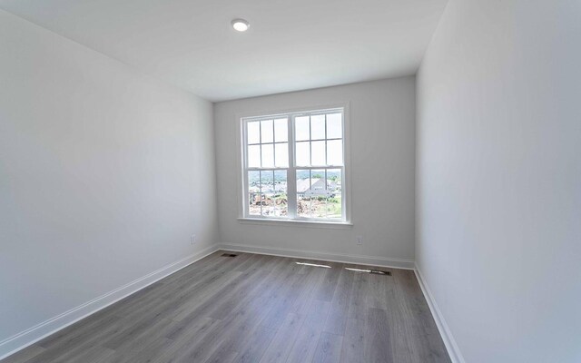 198 John T Alexander Blvd, Hendersonville, TN 37075 - unfurnished room featuring wood finished floors and baseboards