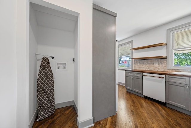 1607 Riverside Dr, Nashville, TN 37216 - laundry room with washer hookup, dark wood-style floors, and baseboards