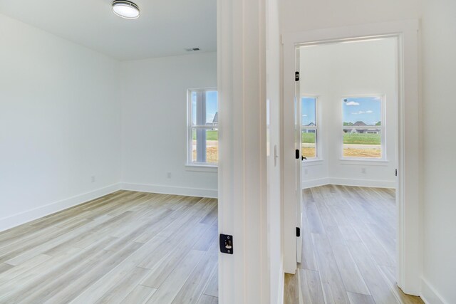 296 Lookout Dr, Winchester, TN 37398 - spare room with light wood-type flooring and baseboards
