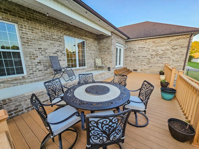 300 Woodson Dr, Tullahoma, TN 37388 - wooden deck featuring outdoor dining area and entry steps