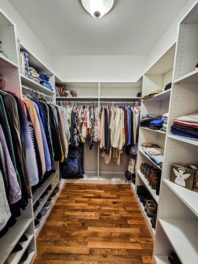 300 Woodson Dr, Tullahoma, TN 37388 - spacious closet with wood finished floors