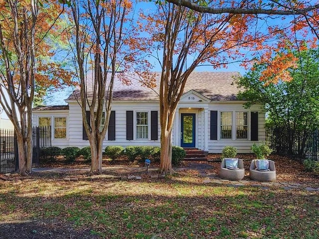816 Charles Pl, Memphis, TN 38112 - view of front of home