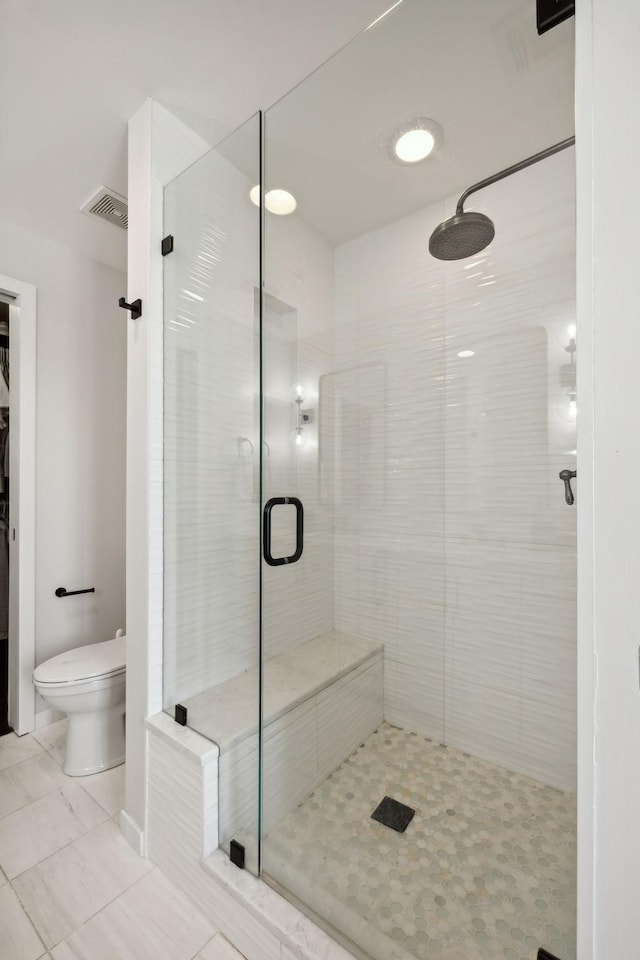 1212 Laurel St Unit 615, Nashville, TN 37203 - full bath featuring a stall shower and toilet