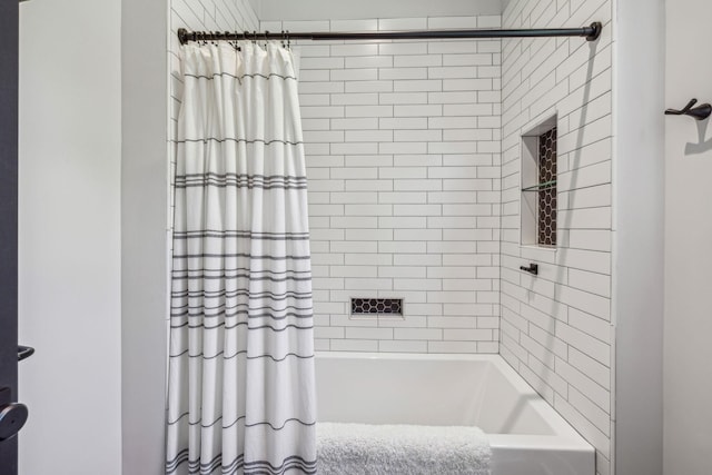 3166 Tanyard Hollow Rd, Culleoka, TN 38451 - bathroom with shower / bath combo with shower curtain