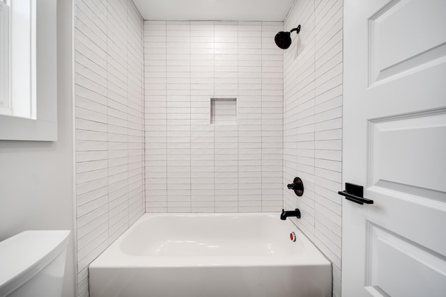 2120 Burns St, Nashville, TN 37216 - full bath featuring toilet and  shower combination