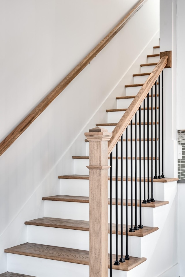 2120 Burns St, Nashville, TN 37216 - view of stairway