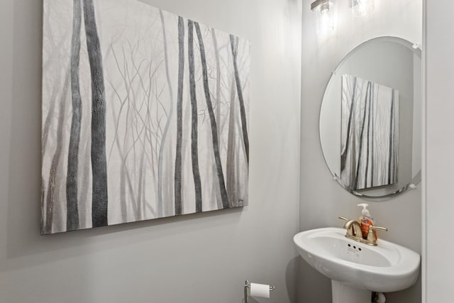 800 Cawthorn Ln, Mount Juliet, TN 37122 - bathroom featuring a sink