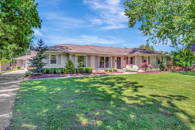 418 Boyd Mill Ave, Franklin, TN 37064 - ranch-style house with concrete driveway and brick siding