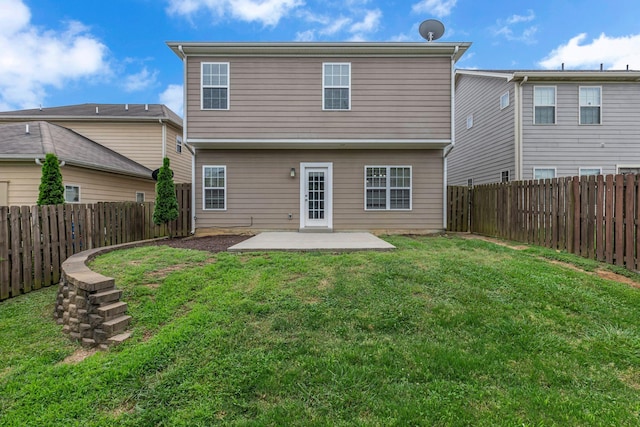 1039 Hemlock Dr, Spring Hill, TN 37174 - rear view of property with a patio area