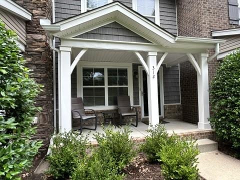 312 Mapleton Aly, Hermitage, TN 37076 - view of covered porch
