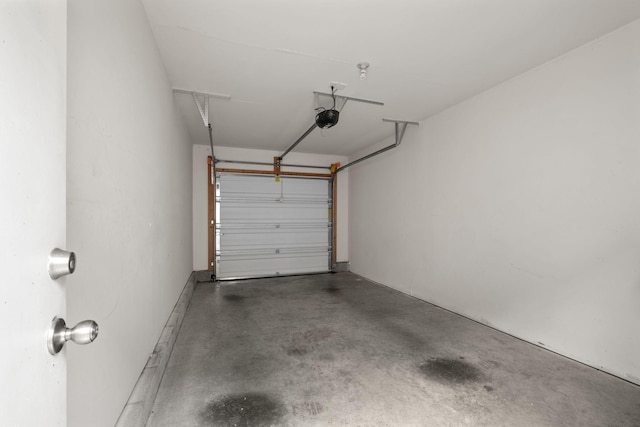 312 Mapleton Aly, Hermitage, TN 37076 - garage with a garage door opener
