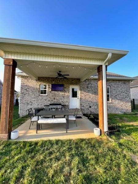 204 Julia Ann Ct, Springfield, TN 37172 - view of patio / terrace featuring a ceiling fan