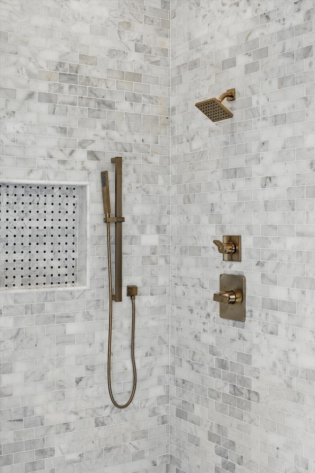 329 Lawndale Dr, Nashville, TN 37217 - bathroom view of tiled shower