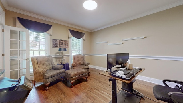 103 Doral Ln, Hendersonville, TN 37075 - sitting room featuring crown molding, wood finished floors, baseboards, and a desk