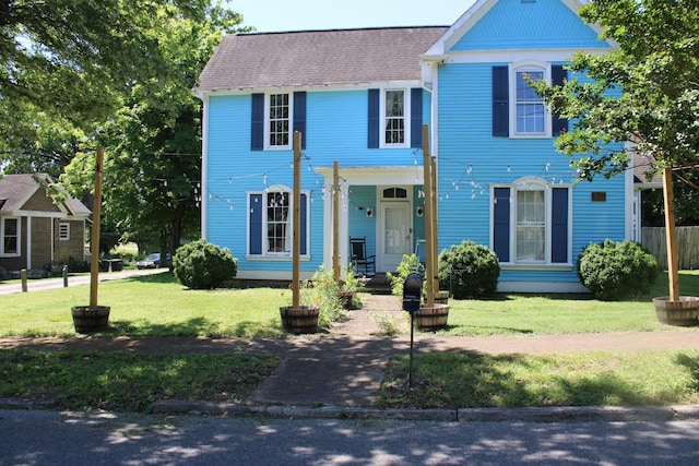 211 Maple St E, Fayetteville, TN 37334 - view of front facade featuring a front yard
