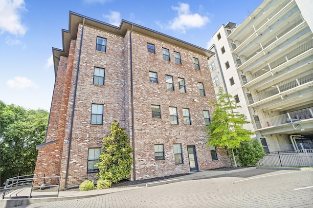 612 21st Ave N Unit 211, Nashville, TN 37203 - view of apartment building / complex