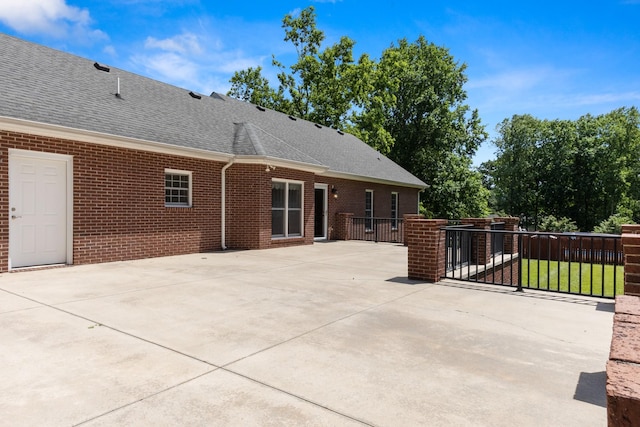 318 Tulip Tree Trl, Estill Springs, TN 37330 - view of patio