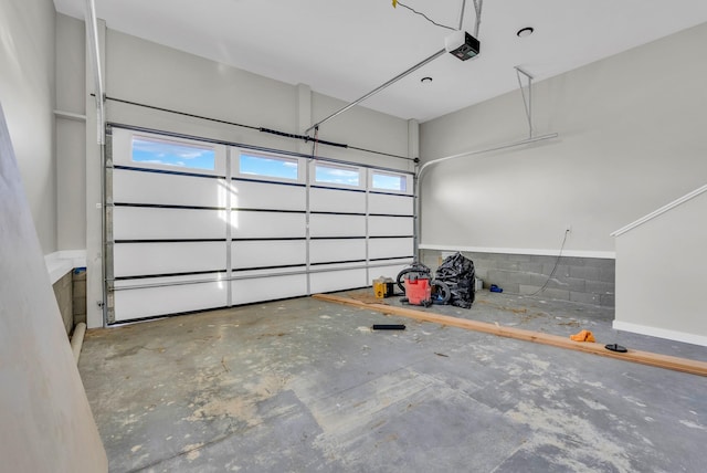 2600 Spring Arbor Ct, Cookeville, TN 38501 - garage featuring a garage door opener