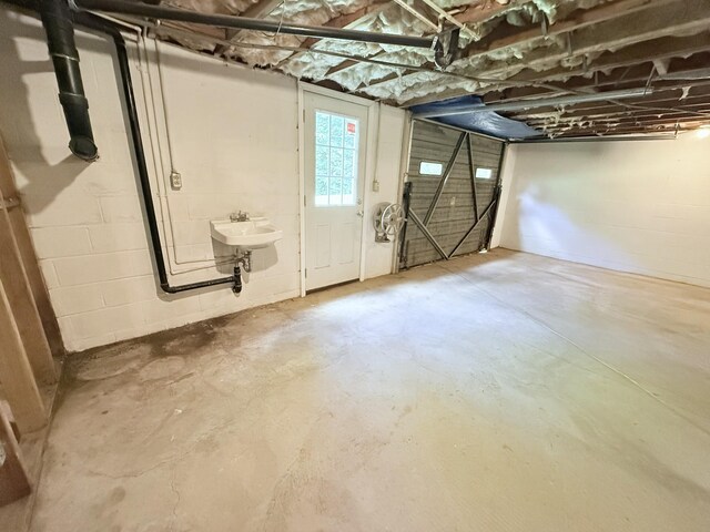 551 Maple Ter, Lafayette, TN 37083 - basement with a sink