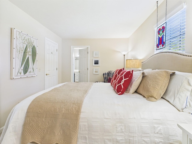 21 Heron Pt, Cadiz, KY 42211 - bedroom featuring ensuite bathroom