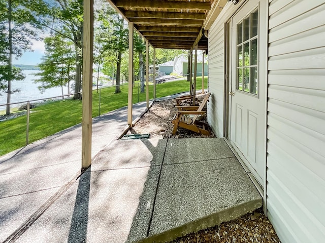 21 Heron Pt, Cadiz, KY 42211 - view of patio / terrace featuring a water view