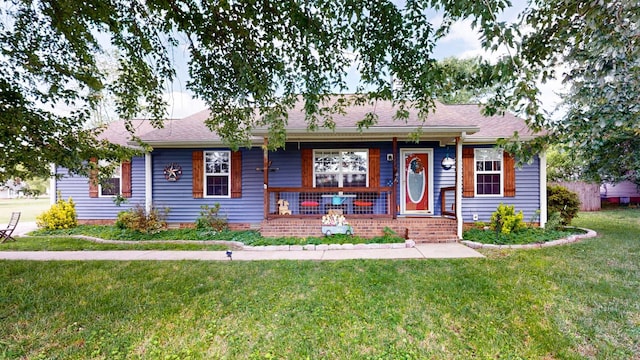 3507 Watts Ln, Murfreesboro, TN 37127 - ranch-style house featuring a porch and a front lawn