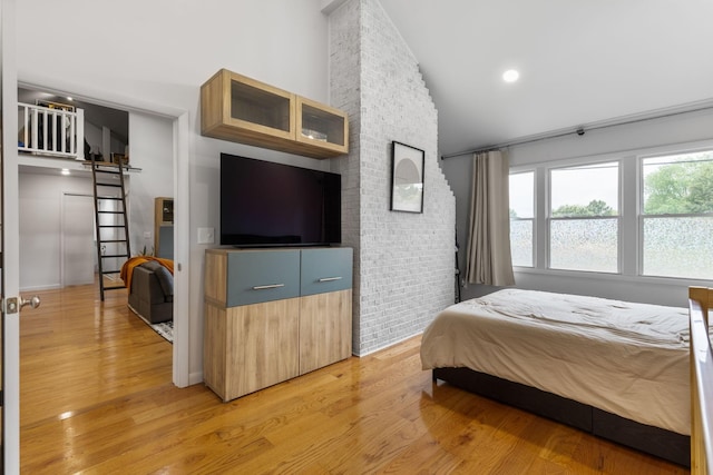 515 S Cedar Ln, Pulaski, TN 38478 - bedroom featuring light wood-type flooring and lofted ceiling