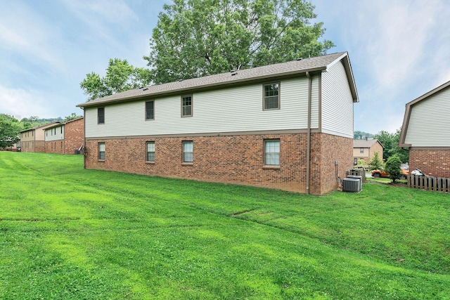 5839 Brentwood Trce, Brentwood, TN 37027 - back of house featuring a yard and brick siding