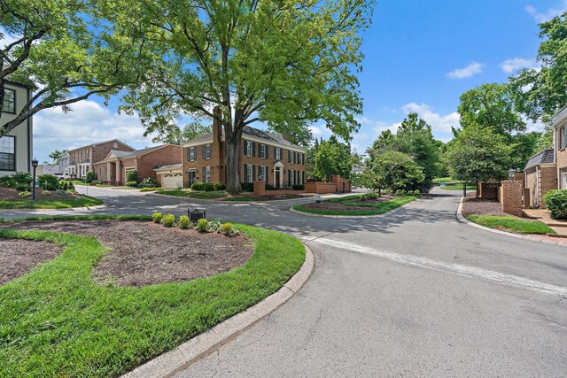 2126 Golf Club Ln, Nashville, TN 37215 - photo 53