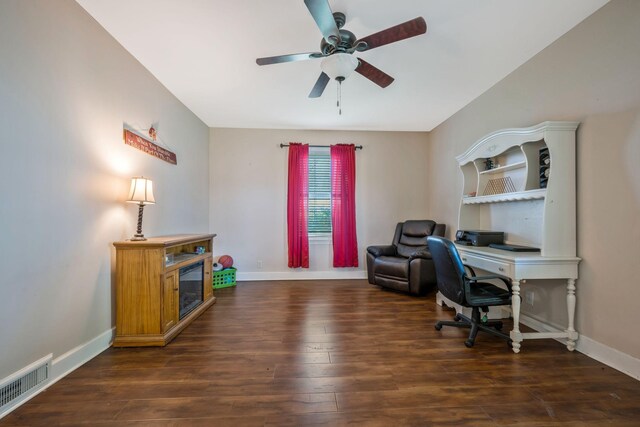 1175 Batson Mill Rd, Charlotte, TN 37036 - photo 25