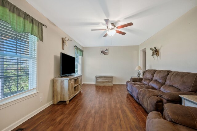 1175 Batson Mill Rd, Charlotte, TN 37036 - photo 7