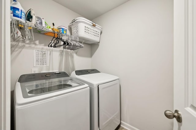 1006 Pepper Stone Dr, Lebanon, TN 37087 - laundry room with washing machine and clothes dryer