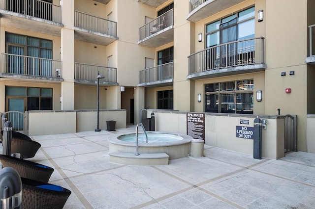1510 Demonbreun St Unit 701, Nashville, TN 37203 - view of apartment building / complex