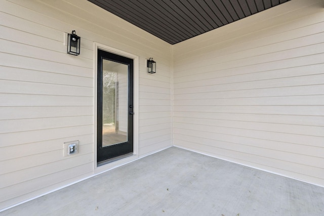 827 Oconner St, Smithville, TN 37166 - entrance to property with a patio area