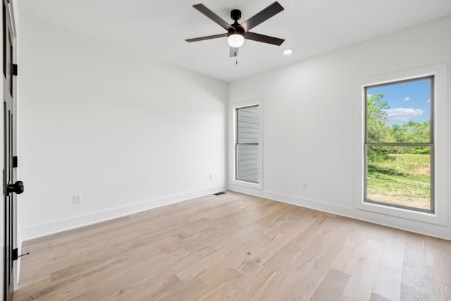 827 Oconner St, Smithville, TN 37166 - unfurnished room featuring light wood-type flooring, baseboards, ceiling fan, and recessed lighting