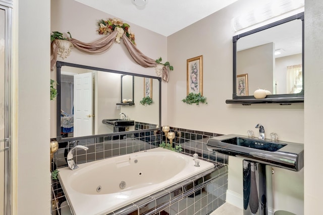 108 Dalewood Cir, Chickamauga, GA 30707 - bathroom with a jetted tub
