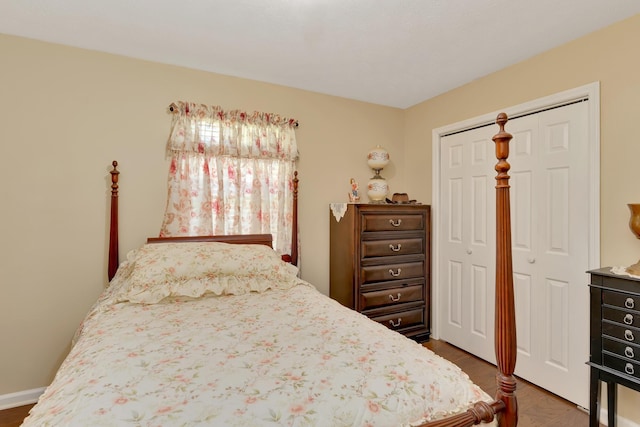 108 Dalewood Cir, Chickamauga, GA 30707 - bedroom featuring a closet