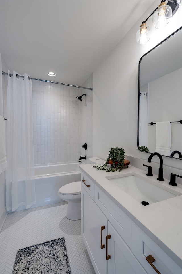 2032 Pleasant Cv, Nashville, TN 37214 - full bathroom featuring vanity, toilet, shower / tub combo, recessed lighting, and tile patterned floors