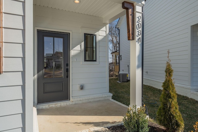 2032 Pleasant Cv, Nashville, TN 37214 - property entrance with central air condition unit